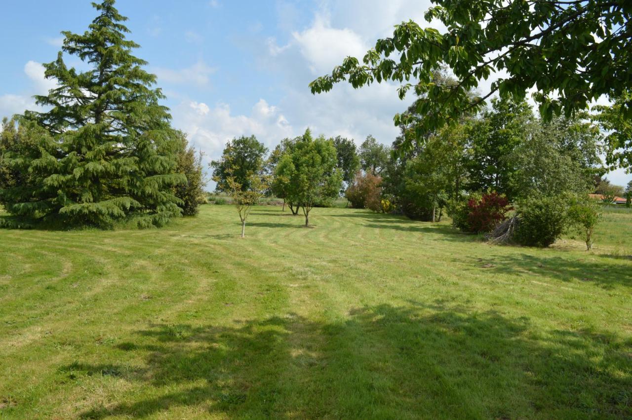 La Pastorale Beurlay Exterior foto